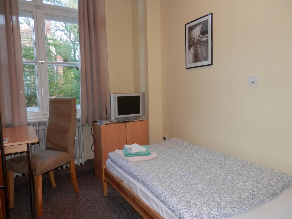 Kopenicker Hof Guest House Берлин Стая снимка