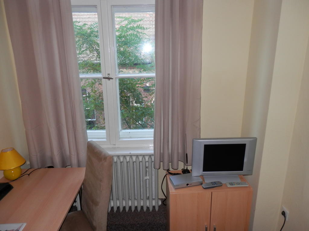 Kopenicker Hof Guest House Берлин Стая снимка