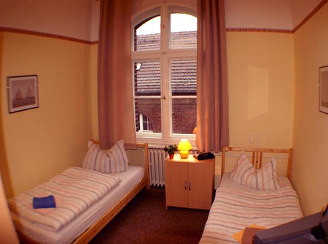 Kopenicker Hof Guest House Берлин Екстериор снимка